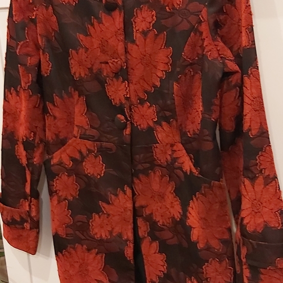 Current brocade floral jacket - Picture 2 of 9